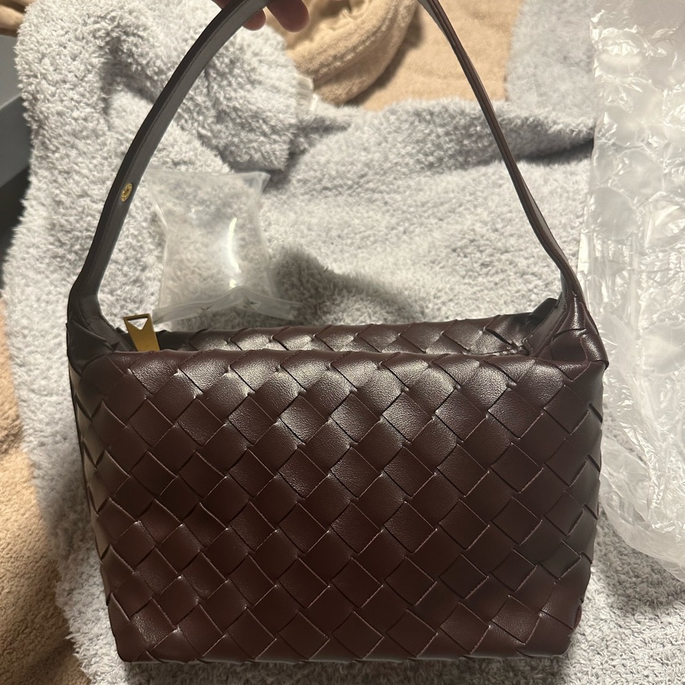 Elegant Brown Woven Leather Handbag